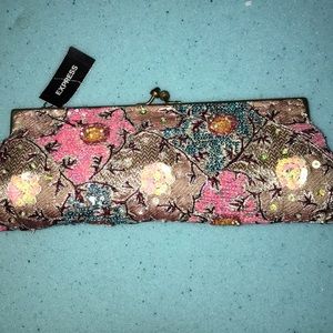NWT! Vintage style Express clutch